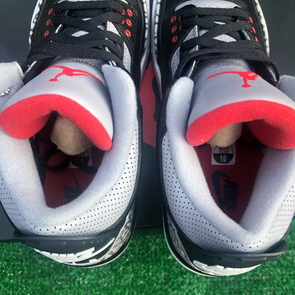 Jordan 3 black cement 2018 - Picture 5 of 11
